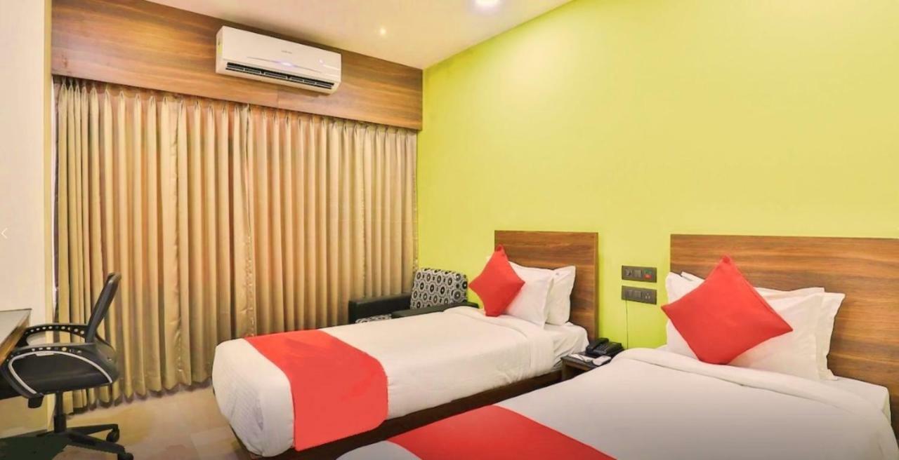 Genx Surat By 1589 Hotels Palsana  Exterior photo